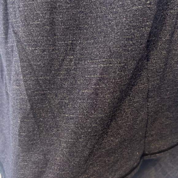 Lululemon tank top size 6 - Picture 2 of 5